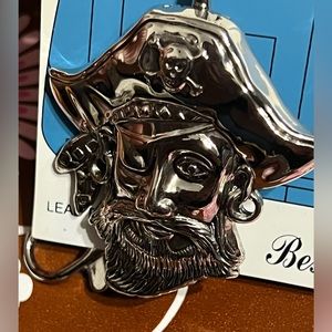 New Silver Tone 2” Pirate w/Eyepatch Purse Key Finder Clip Handbag Keychain